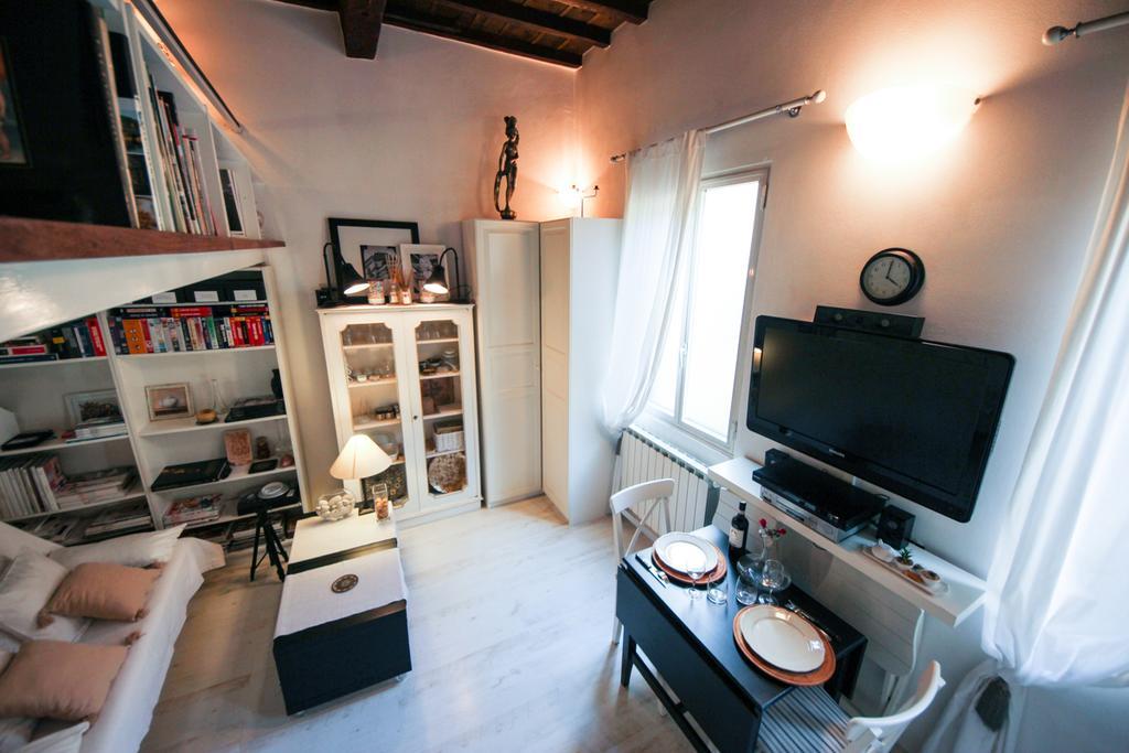 Studio Santa Maria Novella Apartment ฟลอเรนซ์ ภายนอก รูปภาพ