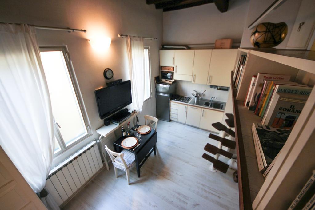 Studio Santa Maria Novella Apartment ฟลอเรนซ์ ภายนอก รูปภาพ